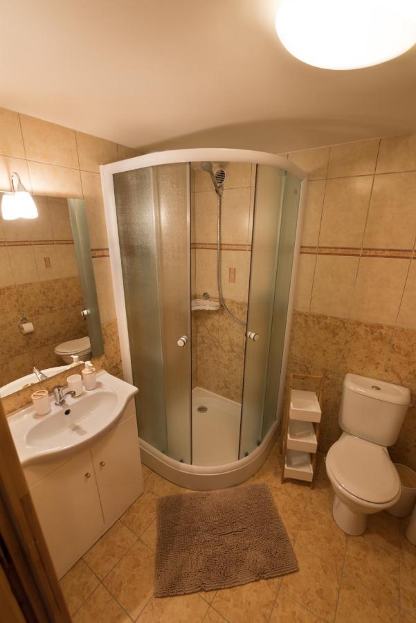 Apartmany Adrspach " U Kozaru " Тепліце-над-Метуї Екстер'єр фото